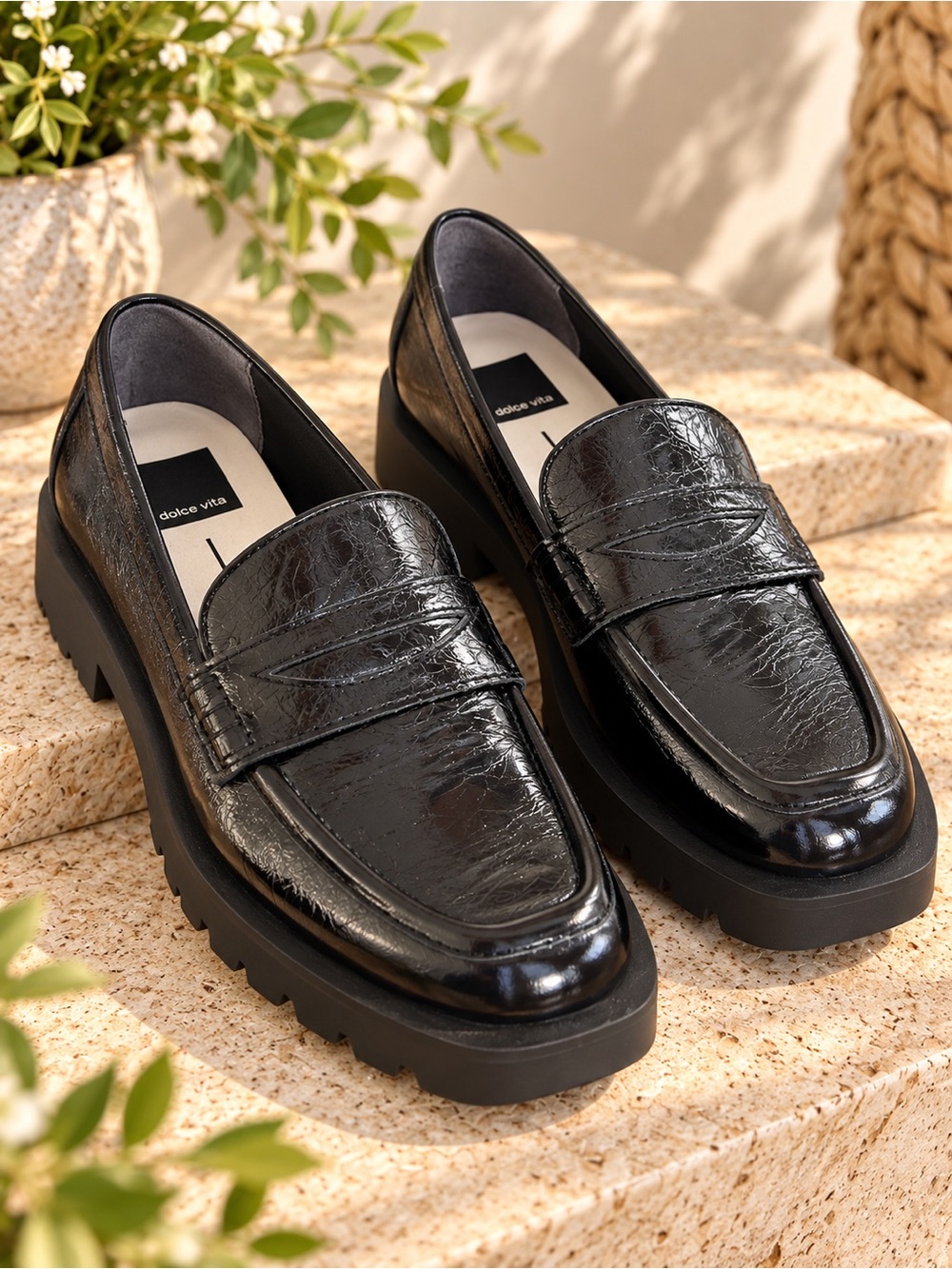 Dolce Vita Elias Onyx Crinkle Patent Chunky Lug Loafers Women’s 7 old money #11